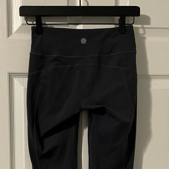 Women's Athleta Power X's and O's Black Capri Pants - size XS - Picture 6 of 12